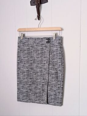 Black and White Tweed Pencil Skirt By Ann Taylor Petite Size 0P